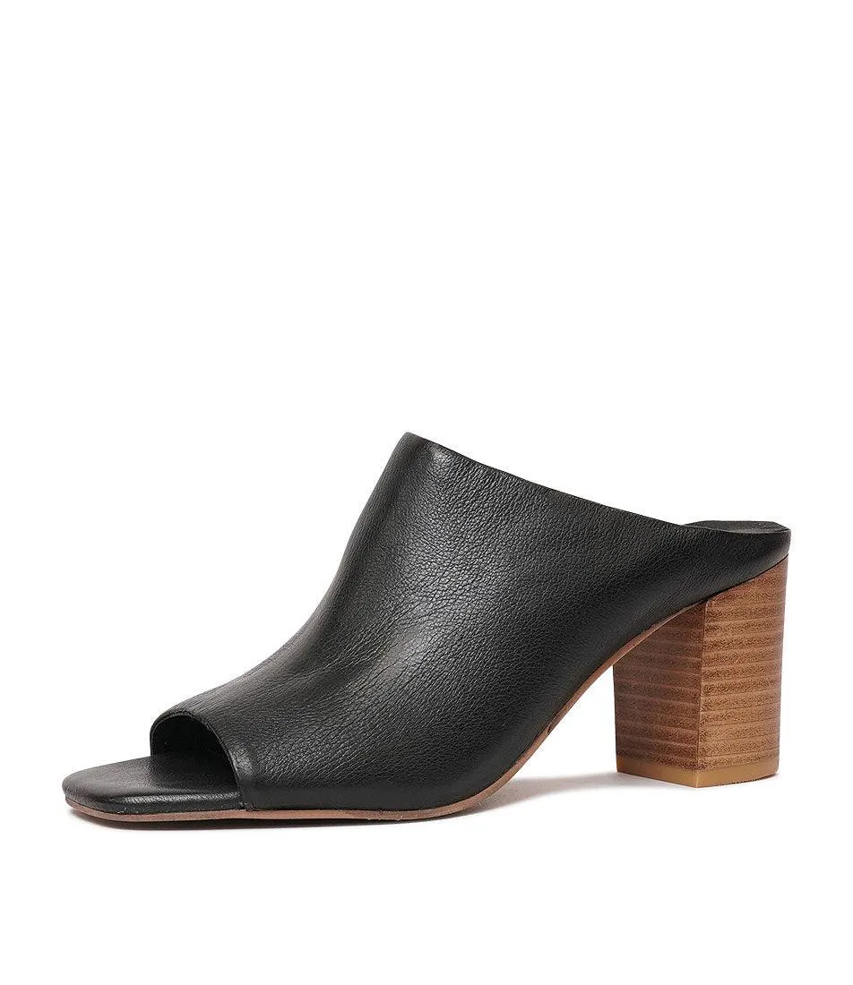 Ceddie Black / Natural Leather Heels