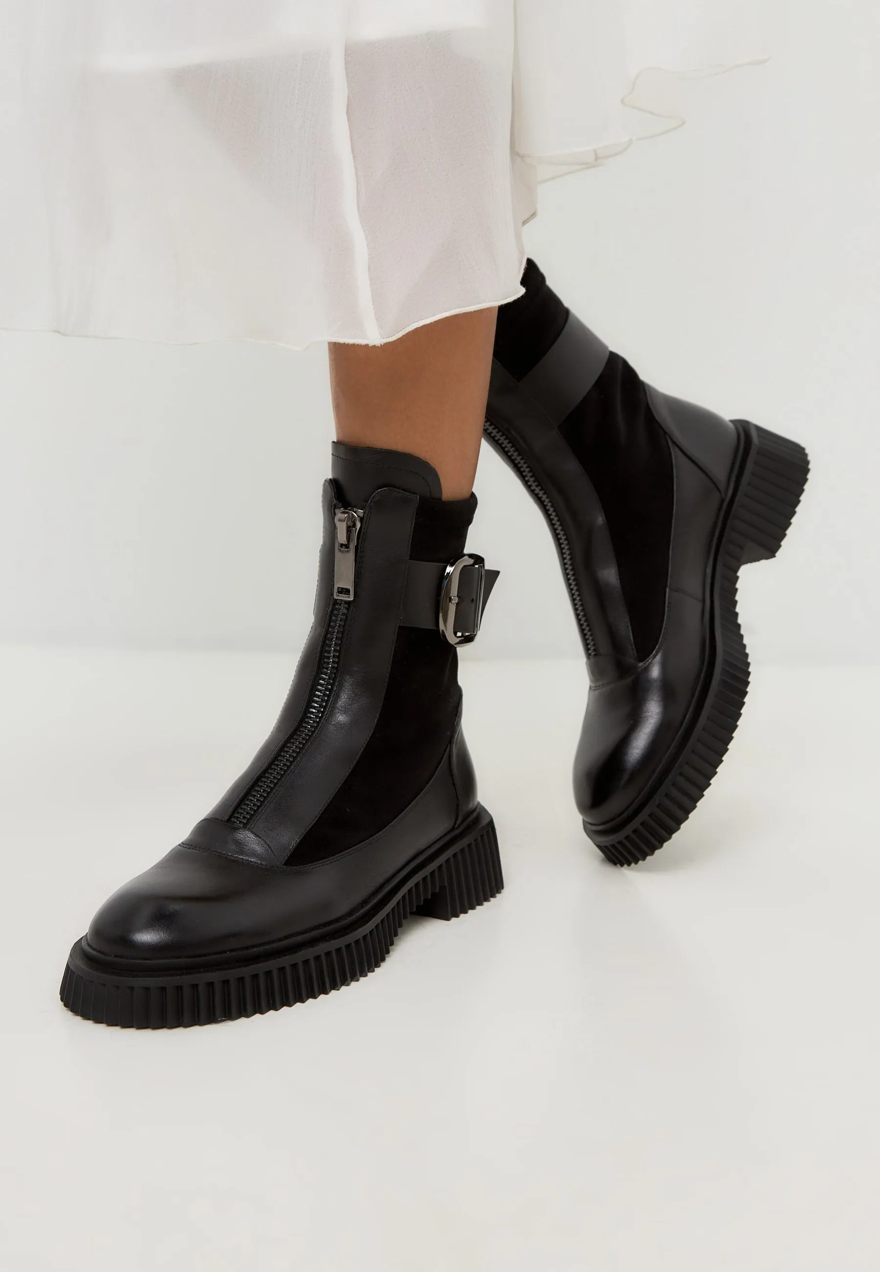 Chunky Sole Ankle Boots Ciara - Black