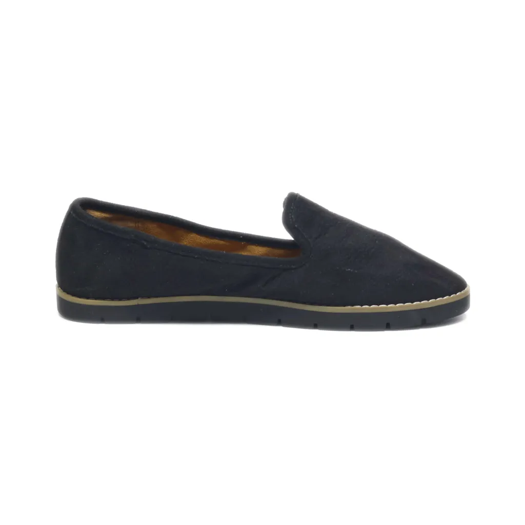 Cliffs Slip Ons Leather Black Colour For Women