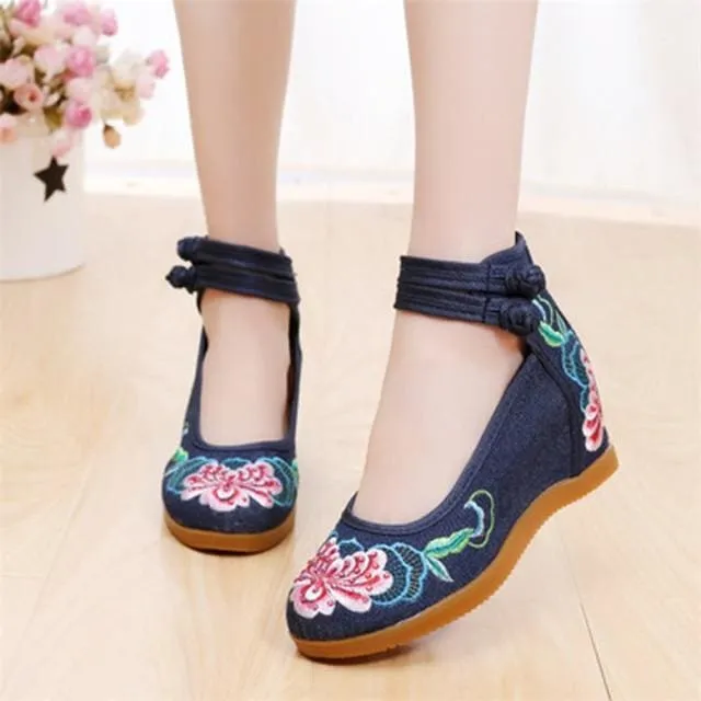 Flower Embroidered Ankle Strap Ladies Denim Cotton Wedged Canvas Shoes