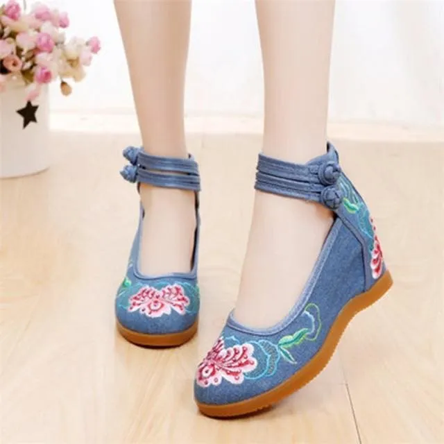 Flower Embroidered Ankle Strap Ladies Denim Cotton Wedged Canvas Shoes