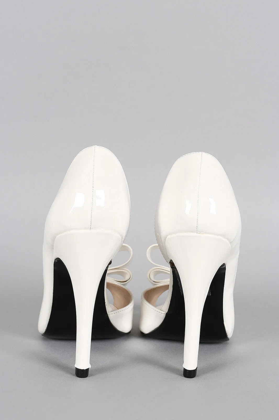 Patent Bow Dorsay Pump