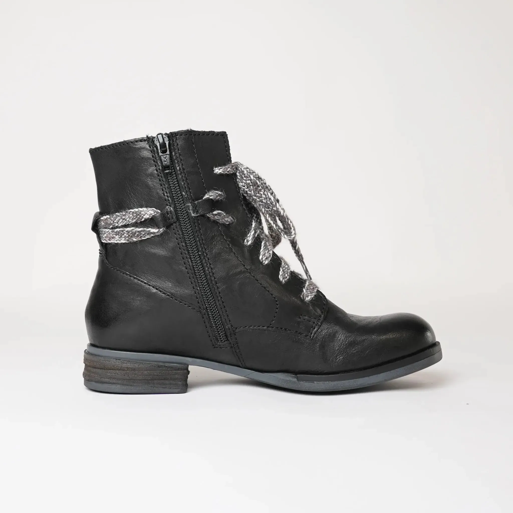 Sanja 18 Black Leather Ankle Boots